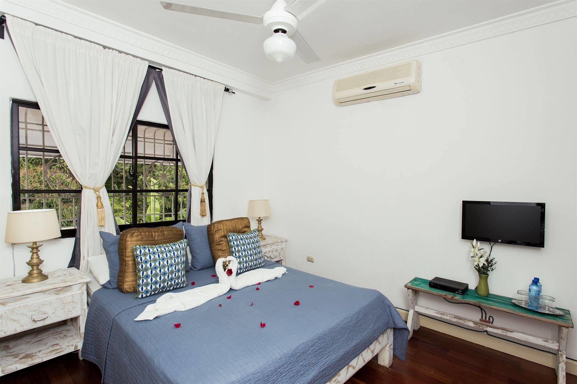 Hotel Portes 9 Santo Domingo Luaran gambar